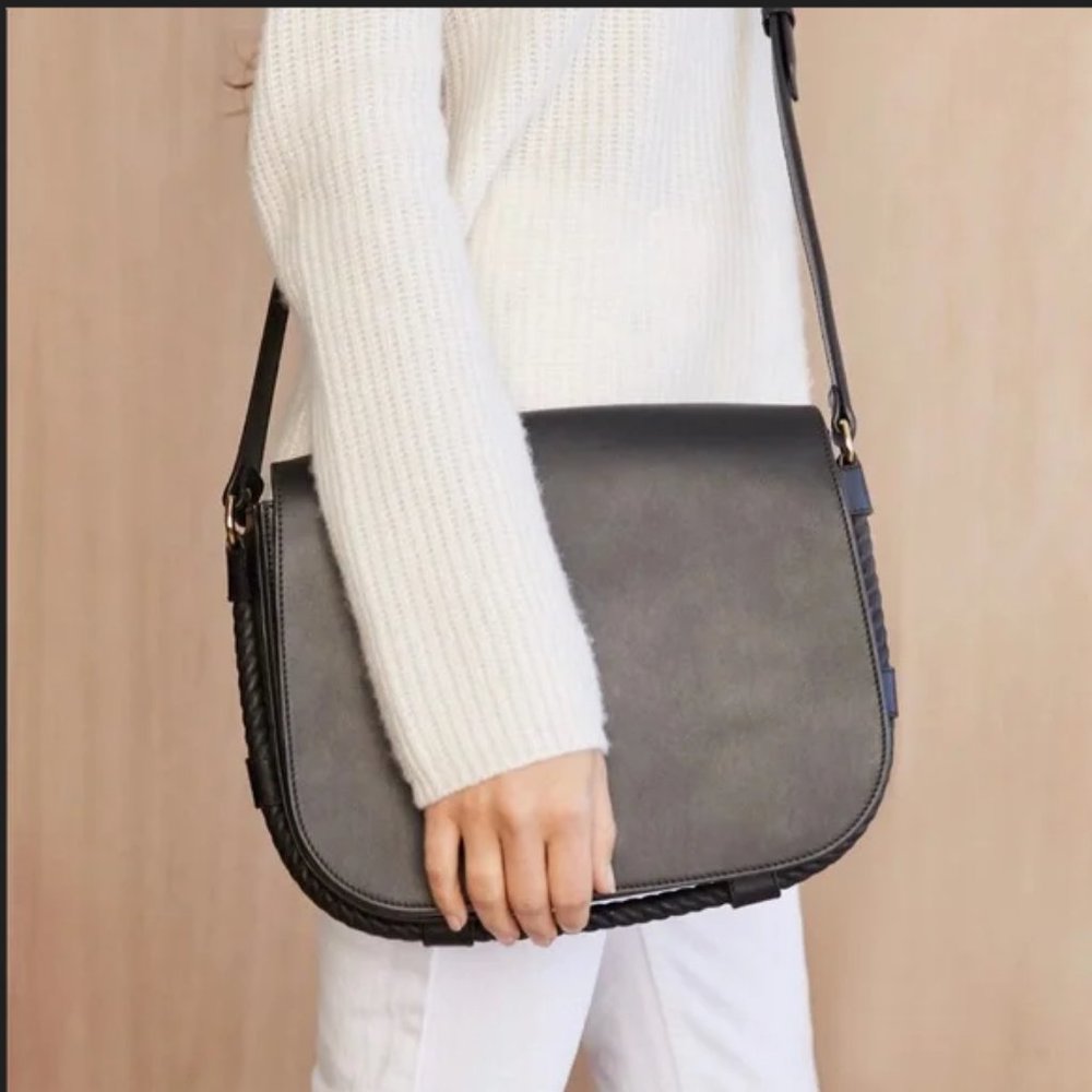 Jenni Kayne Large Saddle Leather Crossbody Shoulder Bag Black